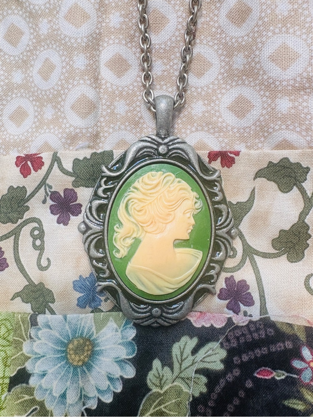 Vintage Green Cameo Pendant Necklace Victorian Revival Romantic Jewelry